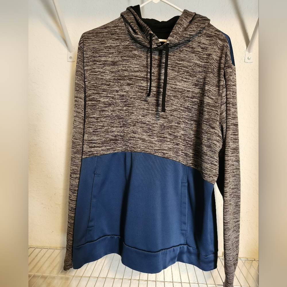 Mens Hoodie Size XL